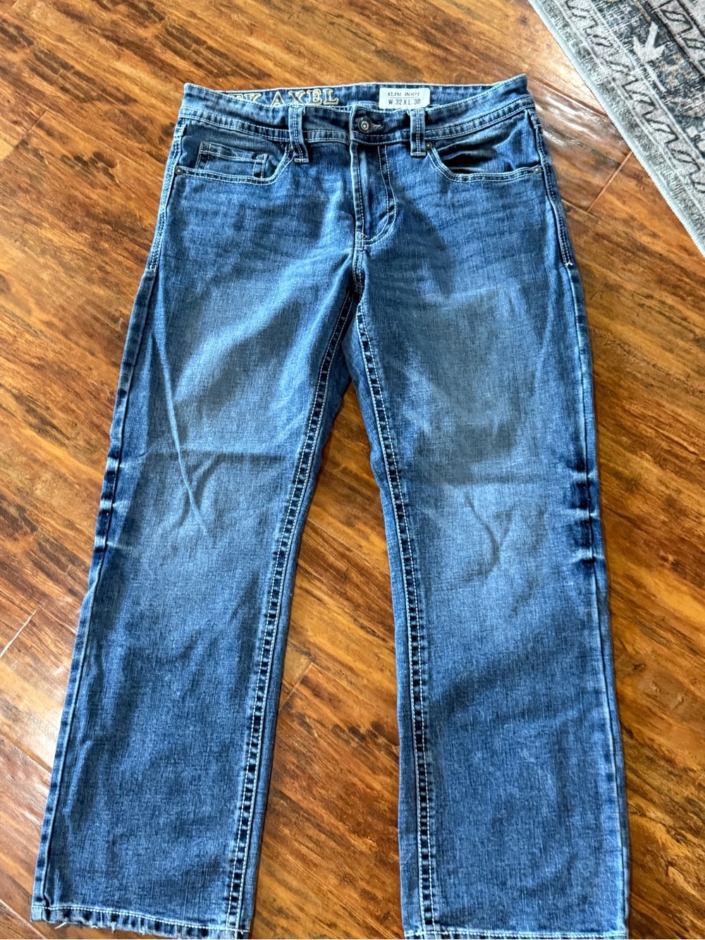 Men’s Blue Straight-Leg Jeans